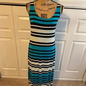 Maxi blue striped dress